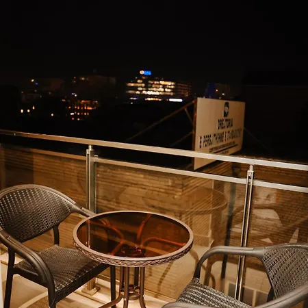 Two-bedroom In تيرانا