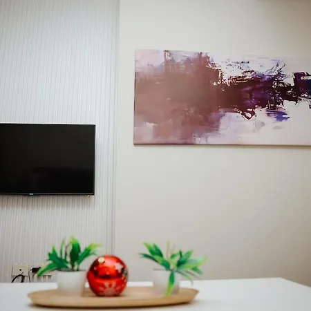 شقة Two-bedroom In *